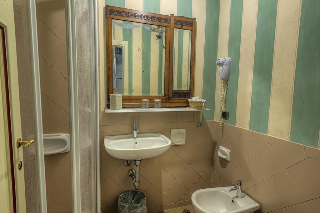 Bed & Breakfast L'antica Bifore 2*