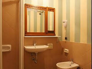 L'antica Bifore Bed & Breakfast