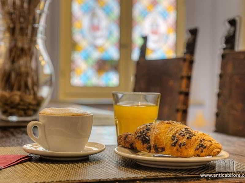 L'antica Bifore Bed & Breakfast 2*